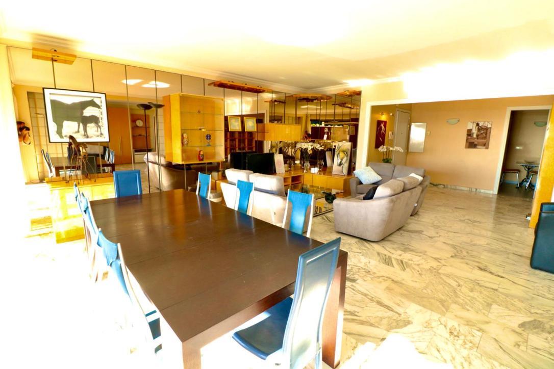 2, 3 And 4 Bedroom Sea View Forville Apartments 5 Mins From The Palais 戛纳 外观 照片