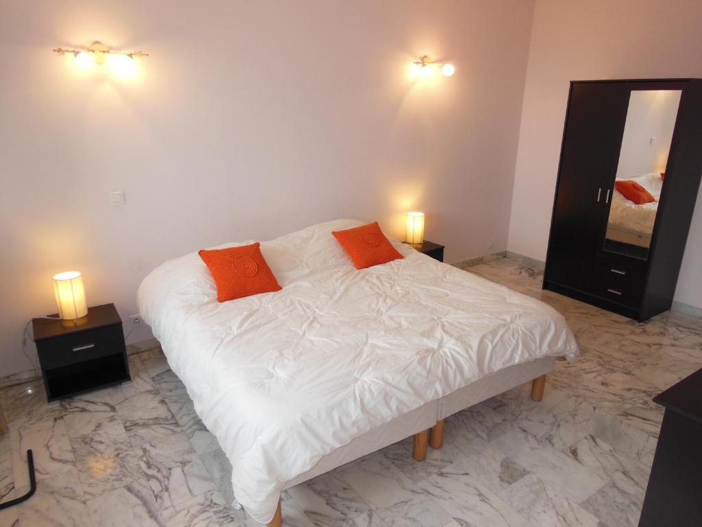 2, 3 And 4 Bedroom Sea View Forville Apartments 5 Mins From The Palais 戛纳 客房 照片