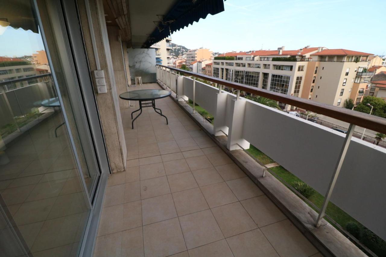 2, 3 And 4 Bedroom Sea View Forville Apartments 5 Mins From The Palais 戛纳 外观 照片